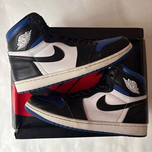 Nike Air Jordan 1 Retro High OG ‘Royal Toe’ Men’s 10.5 Sneakers 555088-041